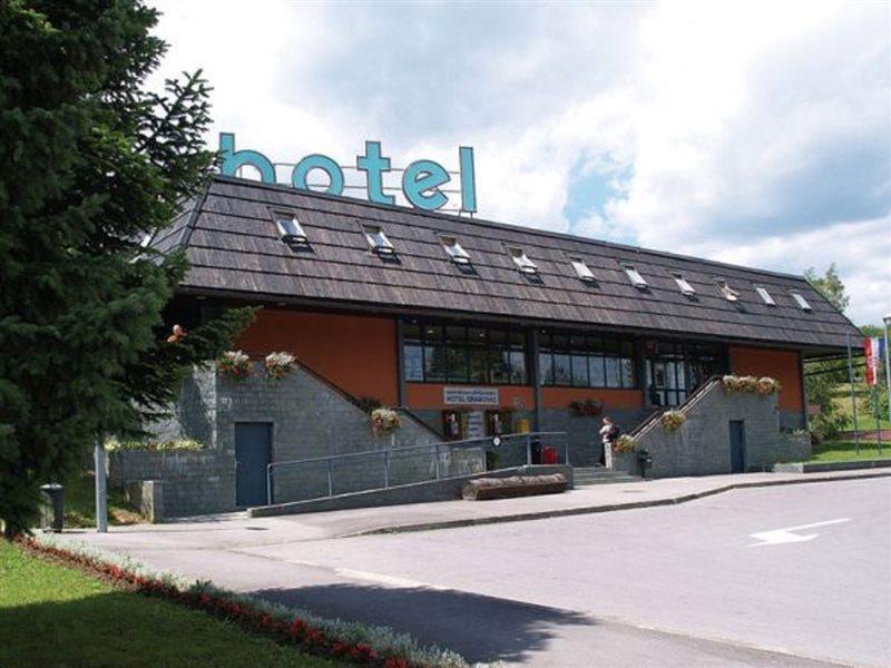 Hotel Grabovac Plitvička Jezera エクステリア 写真
